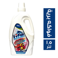 لايف شاورجل بعطر الفواكه البرية - 1.5 لتر