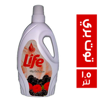 لايف شاور جل بعطر التوت البري - 1.5 لتر